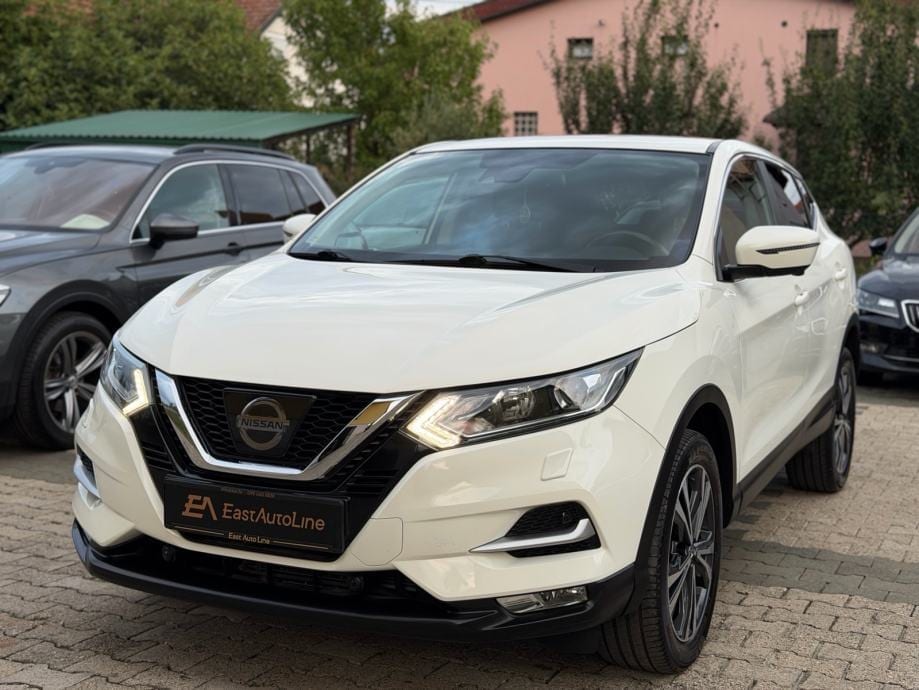 Nissan Qashqai 1,6 dCi Automatik, N-Connecta, Servisna, Kamere 360° - 2