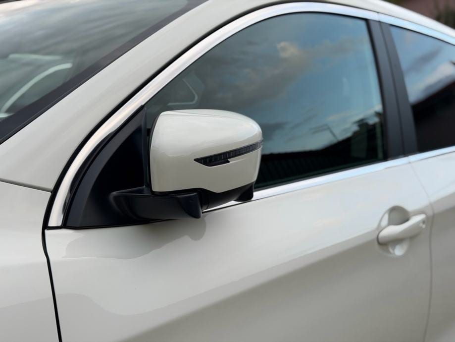 Nissan Qashqai 1,6 dCi Automatik, N-Connecta, Servisna, Kamere 360° - 19