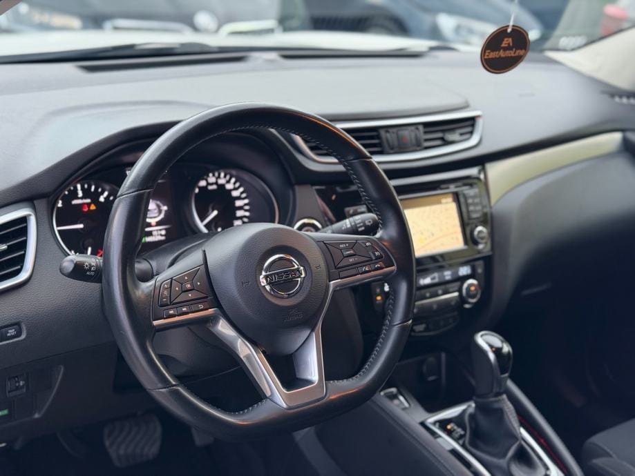 Nissan Qashqai 1,6 dCi Automatik, N-Connecta, Servisna, Kamere 360° - 21