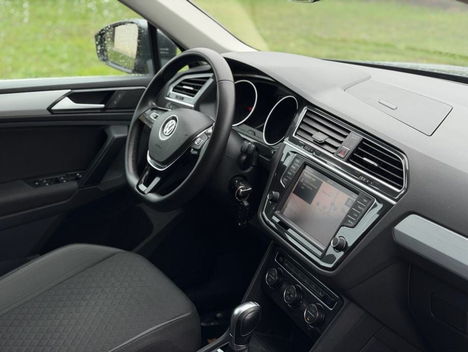 VW Tiguan 2,0 TDI DSG, 110kw, LED, Kuka, Servisna - 19