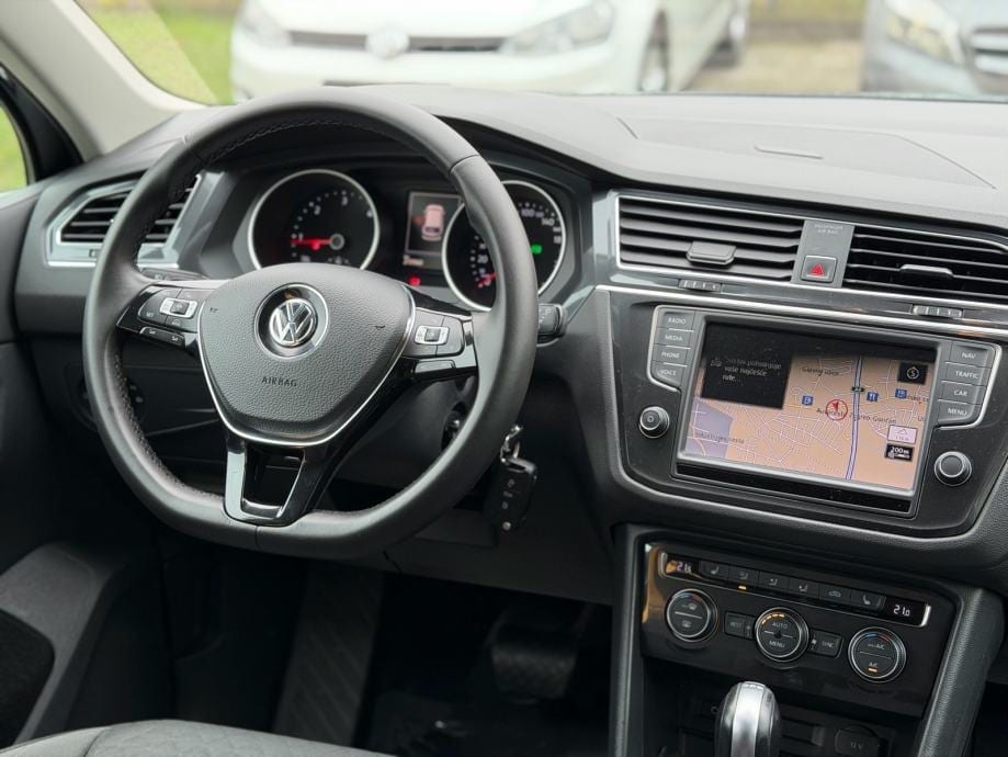 VW Tiguan 2,0 TDI DSG, 110kw, LED, Kuka, Servisna - 20