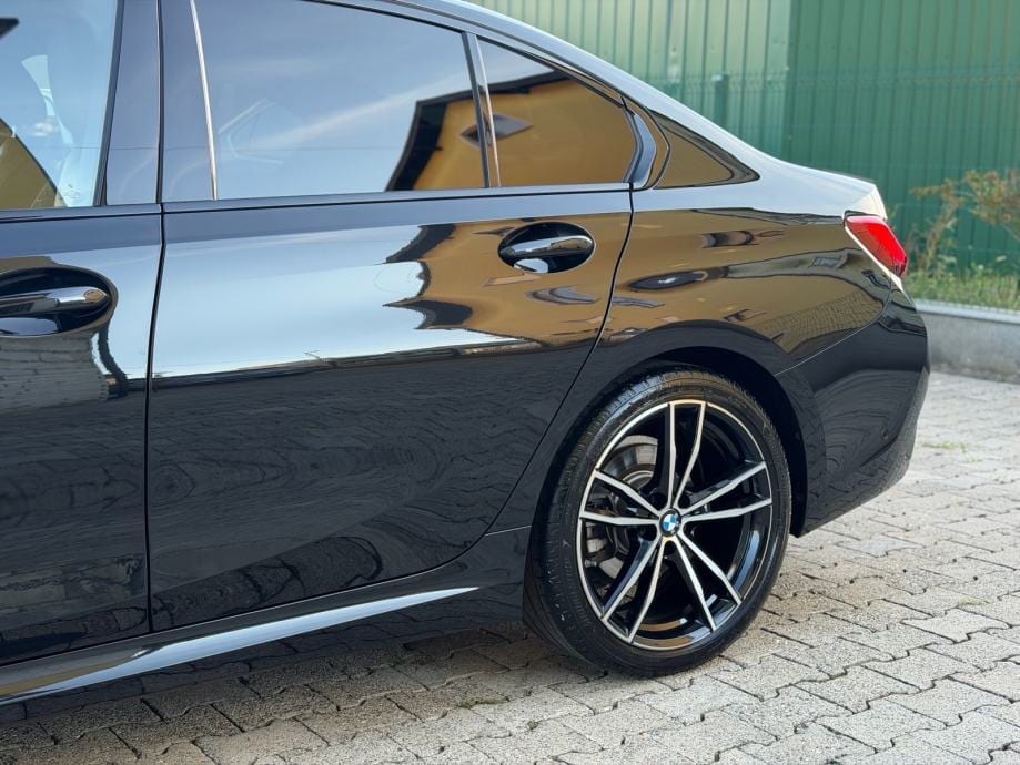 BMW serija 3 320xd Aut., MSport, LC, Laser, HUD, Mrtvi kut, Alu 19, 2019 god. - 15