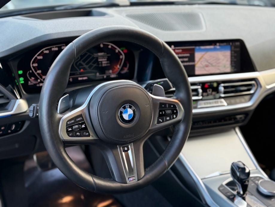 BMW serija 3 320xd Aut., MSport, LC, Laser, HUD, Mrtvi kut, Alu 19, 2019 god. - 19