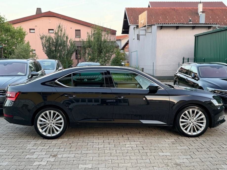 Škoda Superb 2,0 TDI DSG 140kw Style, Alu 19, Kamera, Navi, 2015 god. - 6
