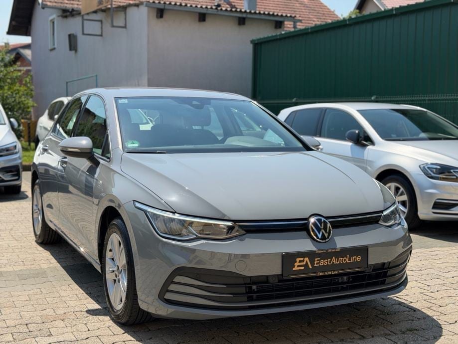 VW Golf 8 2,0 TDI, Life, ACC, Lane Asist, Kamera, Ambient, Servisna, 2022 god. - 4