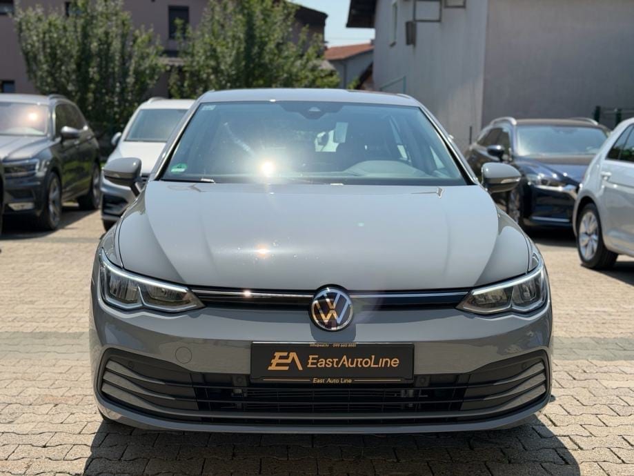 VW Golf 8 2,0 TDI, Life, ACC, Lane Asist, Kamera, Ambient, Servisna, 2022 god. - 3