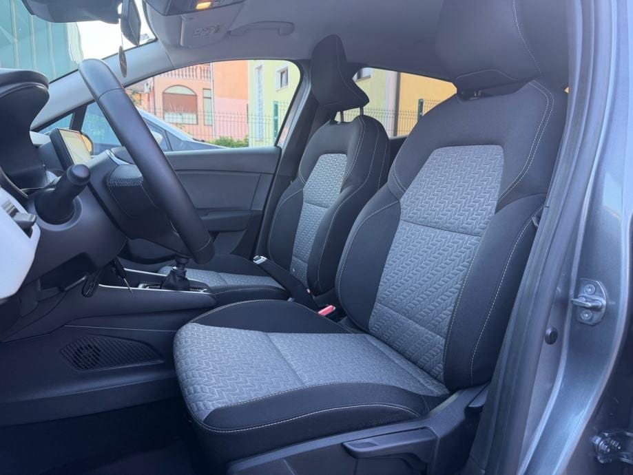 Renault Clio 1.0 TCe, Evolution, Servisna, PDV, HR Auto, 2023 god. - 26