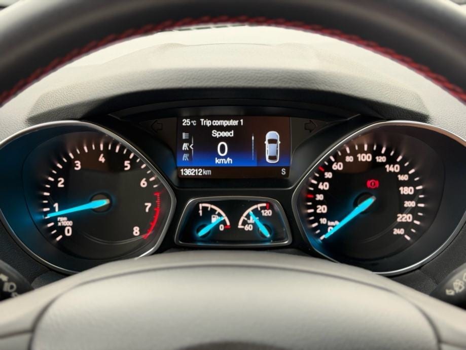 Ford Kuga 1,5 EcoBoost, 110kw, ST-Line, Kamera, Alu 18 Servisna, 2018 god. - 29