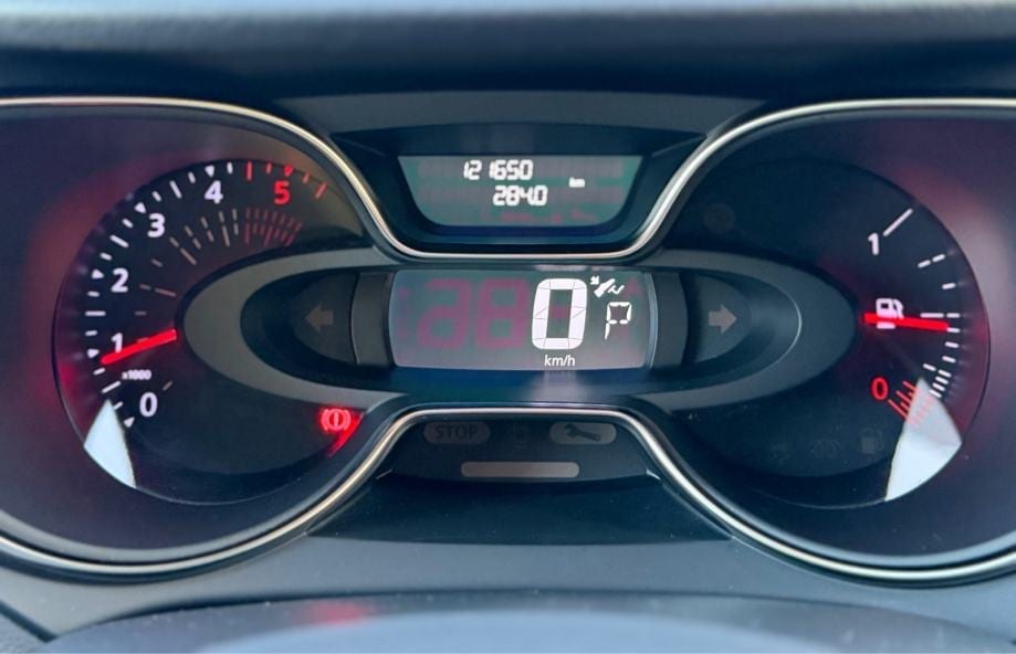 Renault Captur 1.5 dCi, Automatik, Redizajn, Intens, LED, Alu,Servisna, 2019 god. - 27