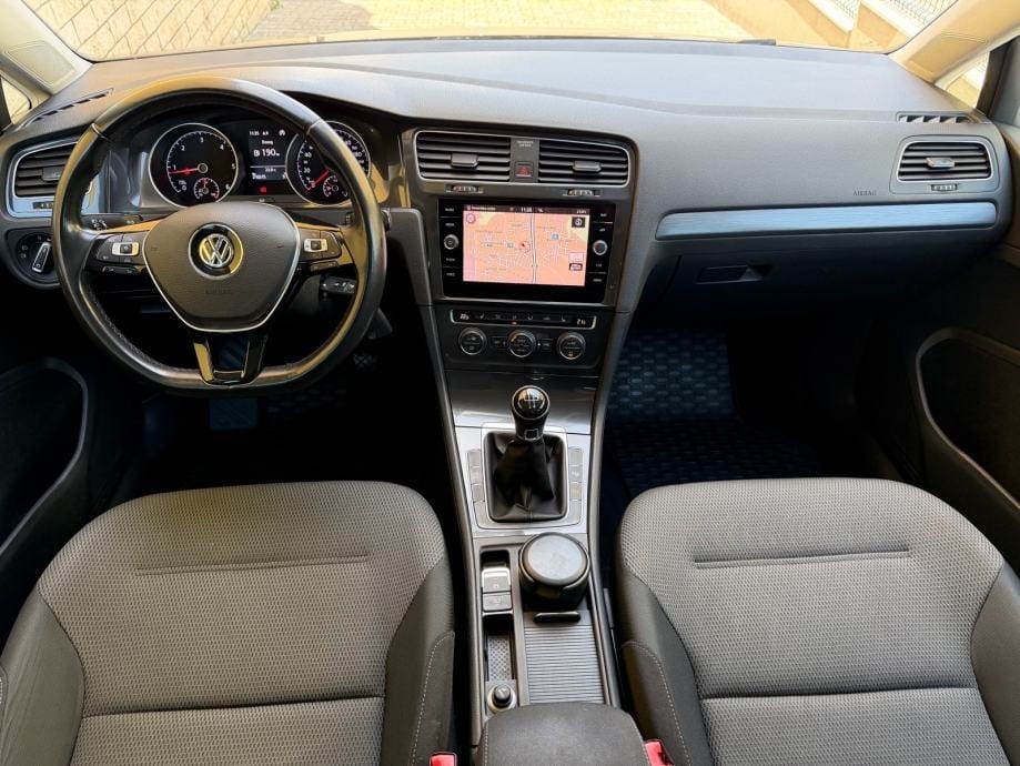 VW Golf 7 Variant 1,6 TDI, Comfortline, Navi, 8xAlu, Servisna, 2017 god. - 17