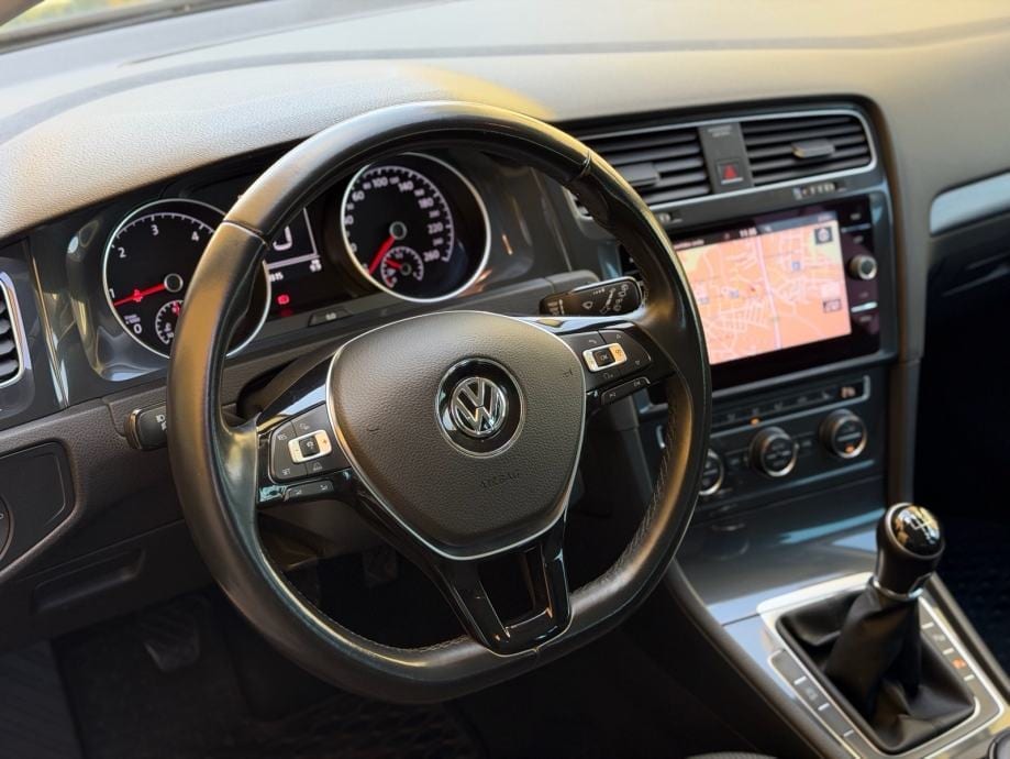 VW Golf 7 Variant 1,6 TDI, Comfortline, Navi, 8xAlu, Servisna, 2017 god. - 22