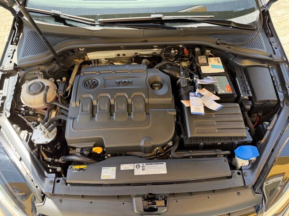 VW Golf 7 Variant 1,6 TDI, Comfortline, Navi, 8xAlu, Servisna, 2017 god. - 26