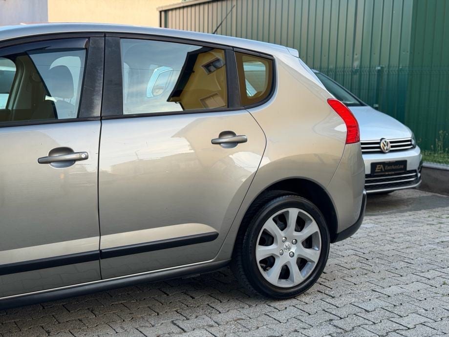 Peugeot 3008 1,6 HDi 82kw, Acces, HR Auto, Klima, 2012 god. - 12