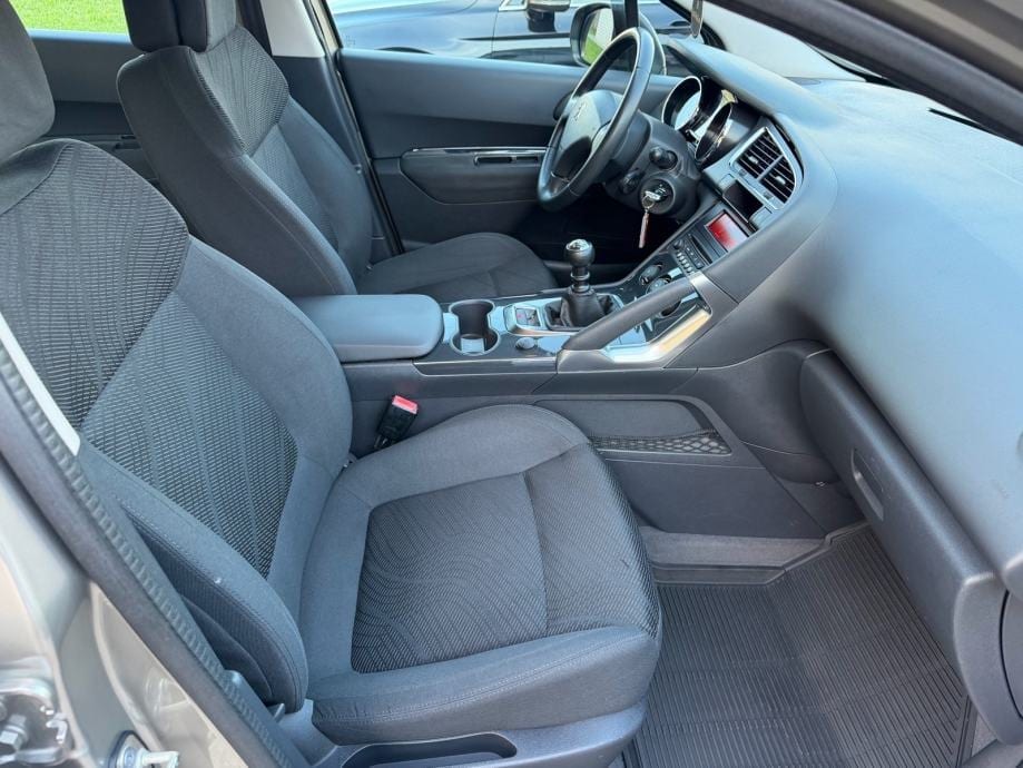 Peugeot 3008 1,6 HDi 82kw, Acces, HR Auto, Klima, 2012 god. - 22