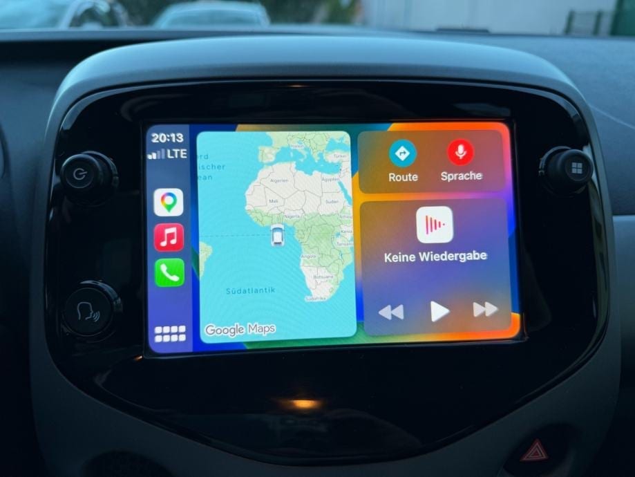 Toyota Aygo 1,0 Team Deutschland, Kamera, Klima, 2021 god. - 27