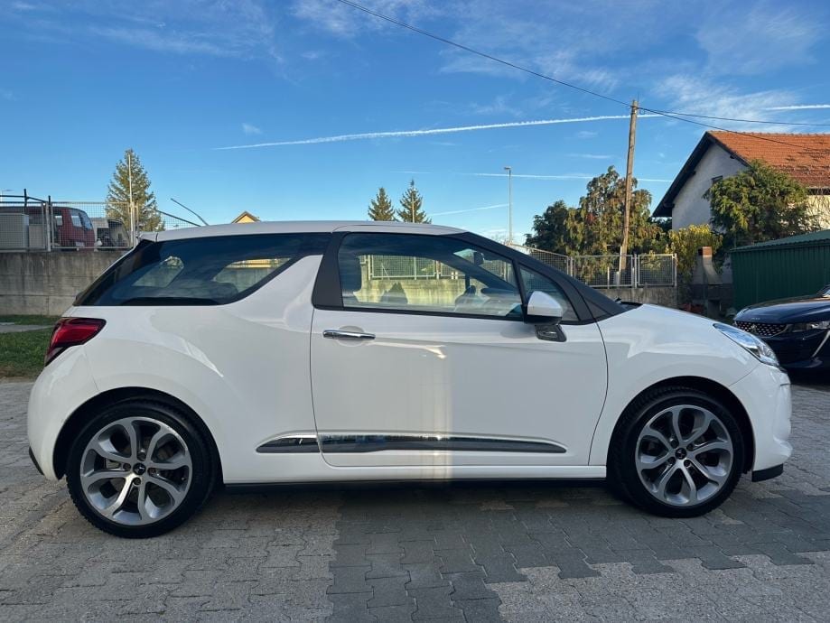 Citroën DS3 1,2 PureTech, SoChic, Kamera, Alu 17, 2017 god. - 11