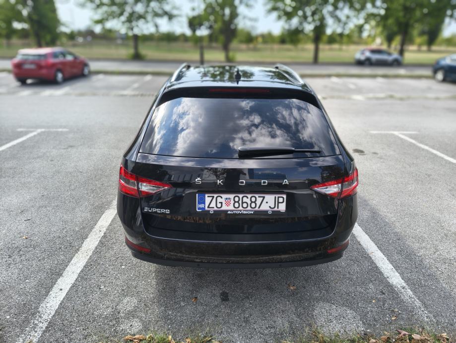 Škoda Superb Combi 2.0 TDI DSG Business, reg 03/2027, LED, navigacija - 4