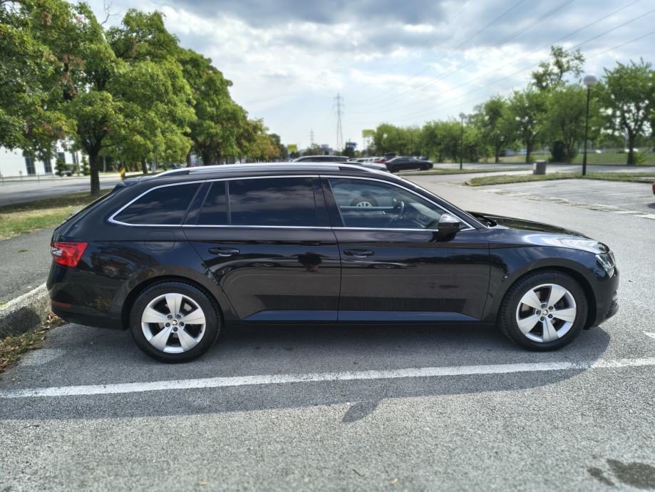 Škoda Superb Combi 2.0 TDI DSG Business, reg 03/2027, LED, navigacija - 10