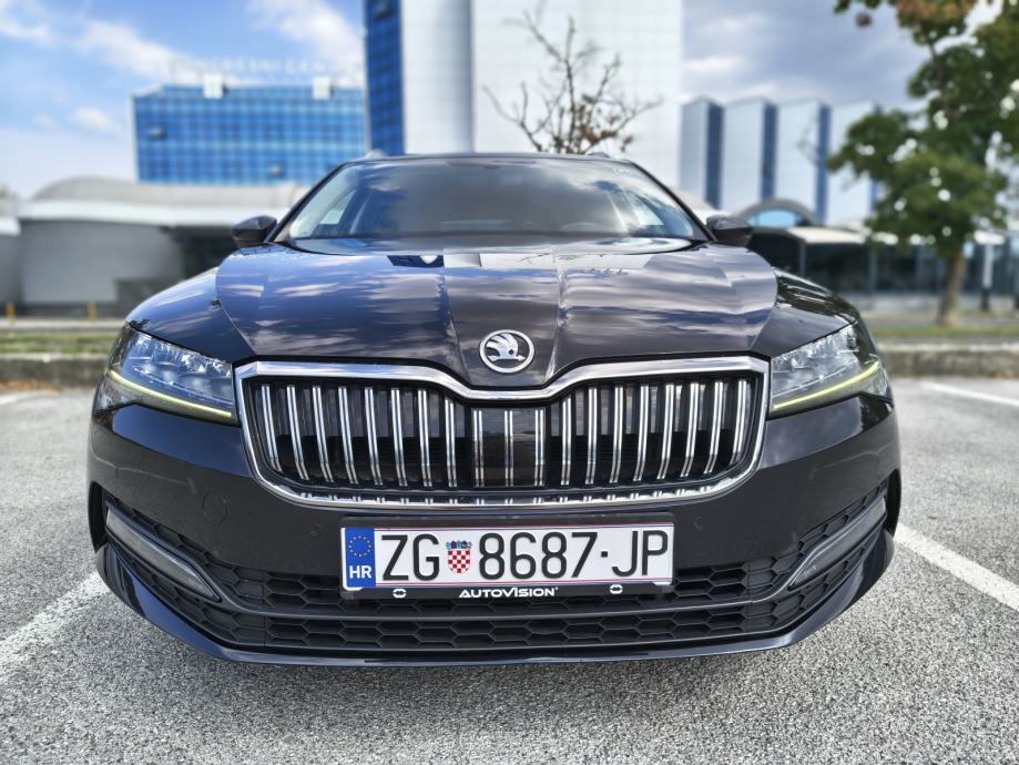 Škoda Superb Combi 2.0 TDI DSG Business, reg 03/2027, LED, navigacija - 20