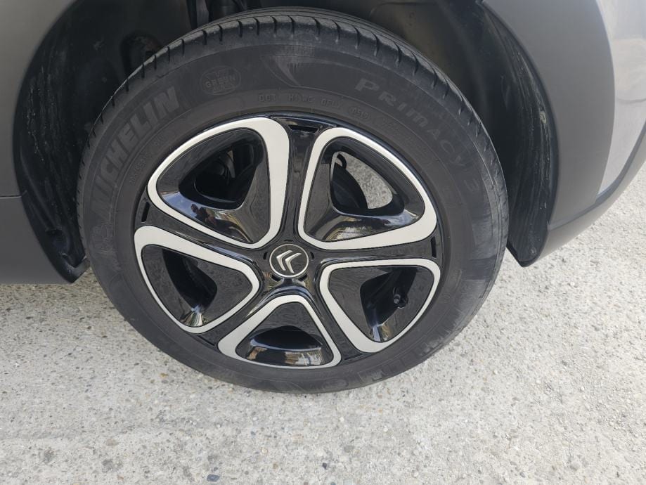Citroën C3 1.2 Shine*2019 god.*29000km*Garancija 2 godine* - 22