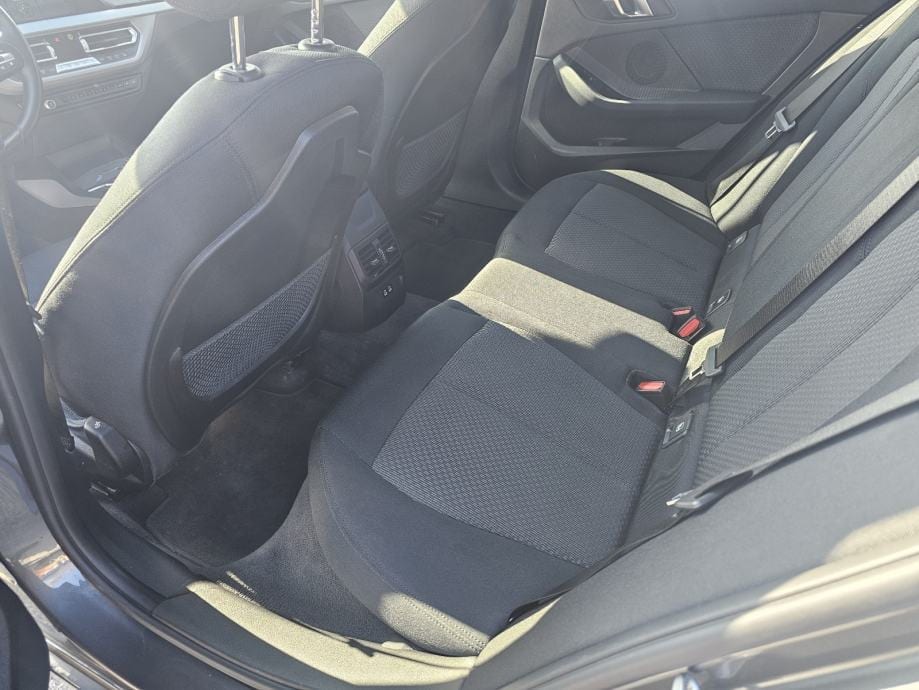 BMW 116D*2021 god*33000 km*Automatik*Garancija 2.godine*, 2021 god. - 8