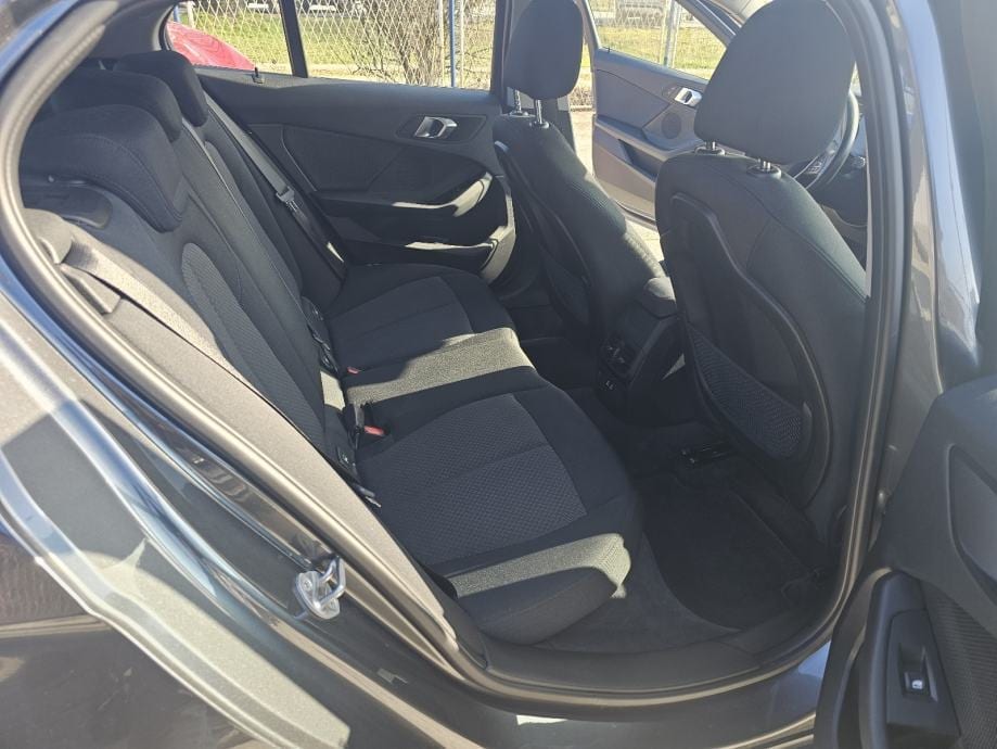 BMW 116D*2021 god*33000 km*Automatik*Garancija 2.godine*, 2021 god. - 9