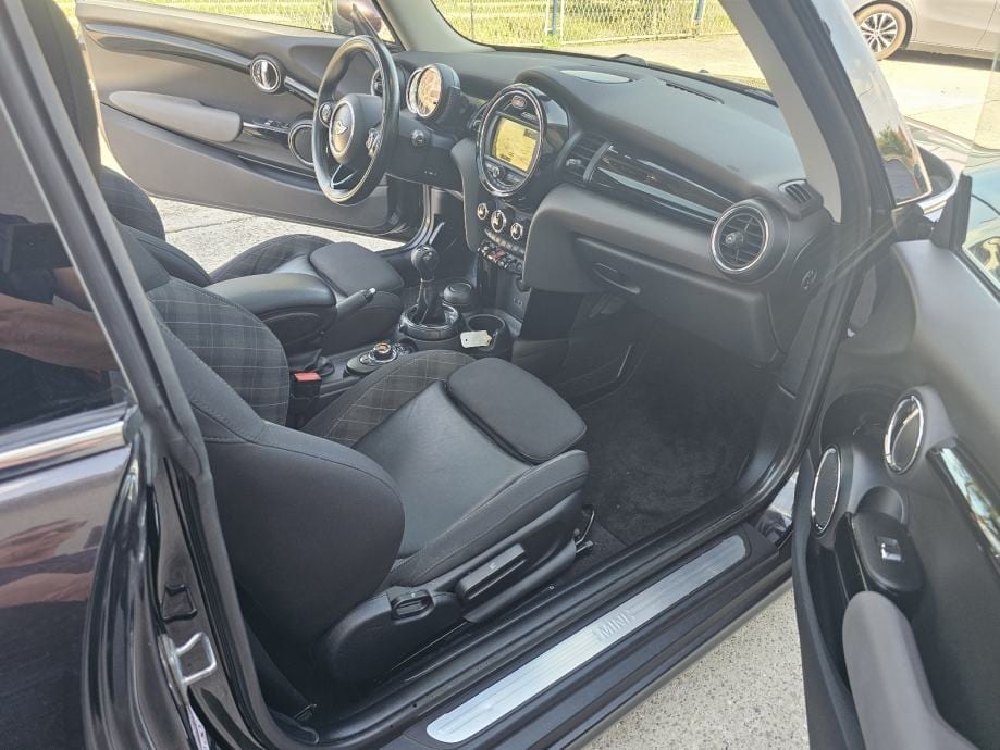 MINI Cooper 1.5*2015 god*141000km*Garancija 2.godine*, 2015 god. - 23