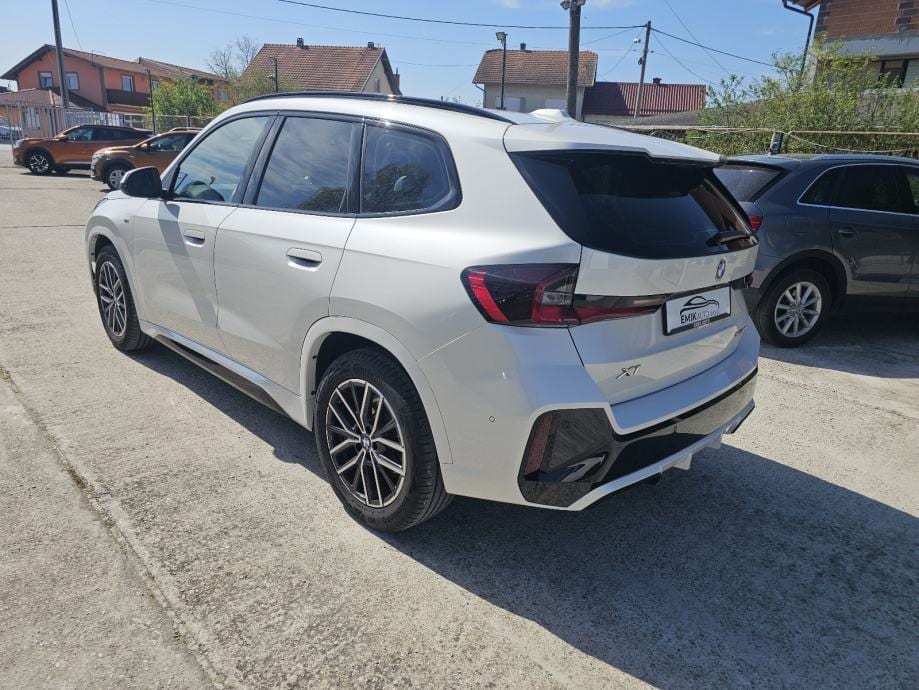 BMW X1 sDrive18i M-Sport*5/2025 g.*14000km*Garancija 4 godine*, 2025 god. - 2