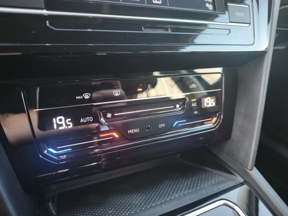 VW Passat 2,0 TDI 150*DSG**AUTOMATIK*BUSINESS*GARANCIJA**NIJE UVOZ** - 25