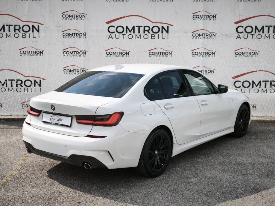 BMW 318d**M Sport**GARANCIJA**NIJE UVOZ**, 2020 god. - 8