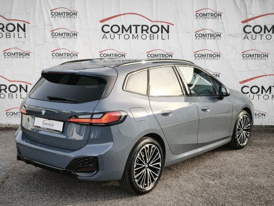 BMW 218i Active Tourer M Sport Connected Professional, 2024 god. - 8