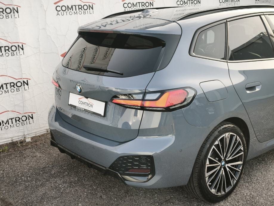 BMW 218i Active Tourer M Sport Connected Professional, 2024 god. - 10