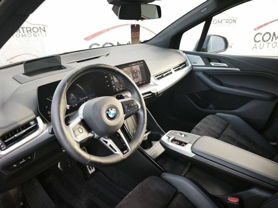 BMW 218i Active Tourer M Sport Connected Professional, 2024 god. - 13
