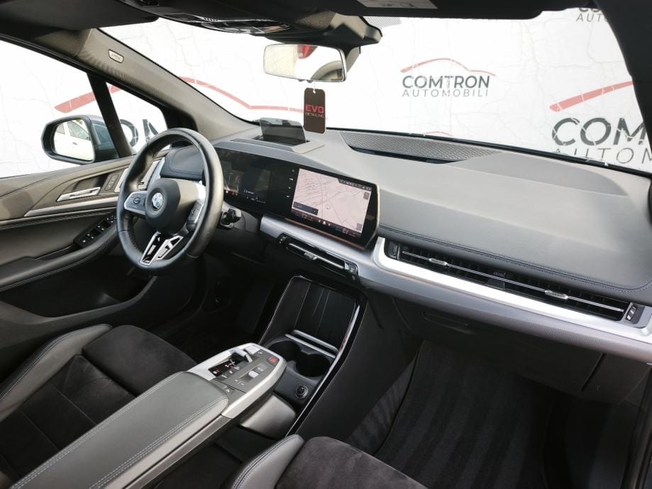 BMW 218i Active Tourer M Sport Connected Professional, 2024 god. - 14