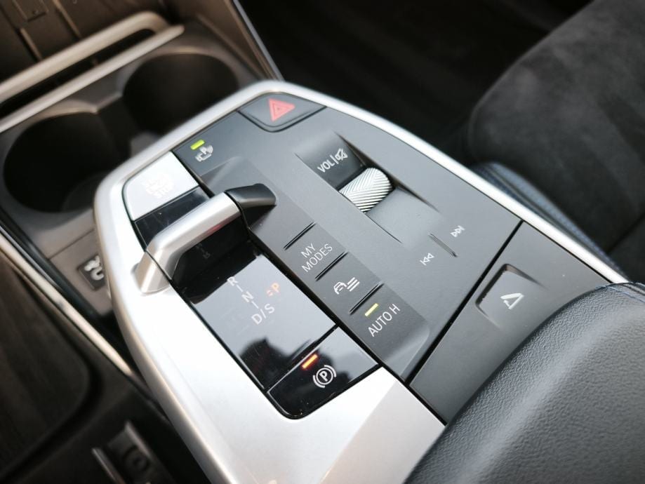 BMW 218i Active Tourer M Sport Connected Professional, 2024 god. - 21