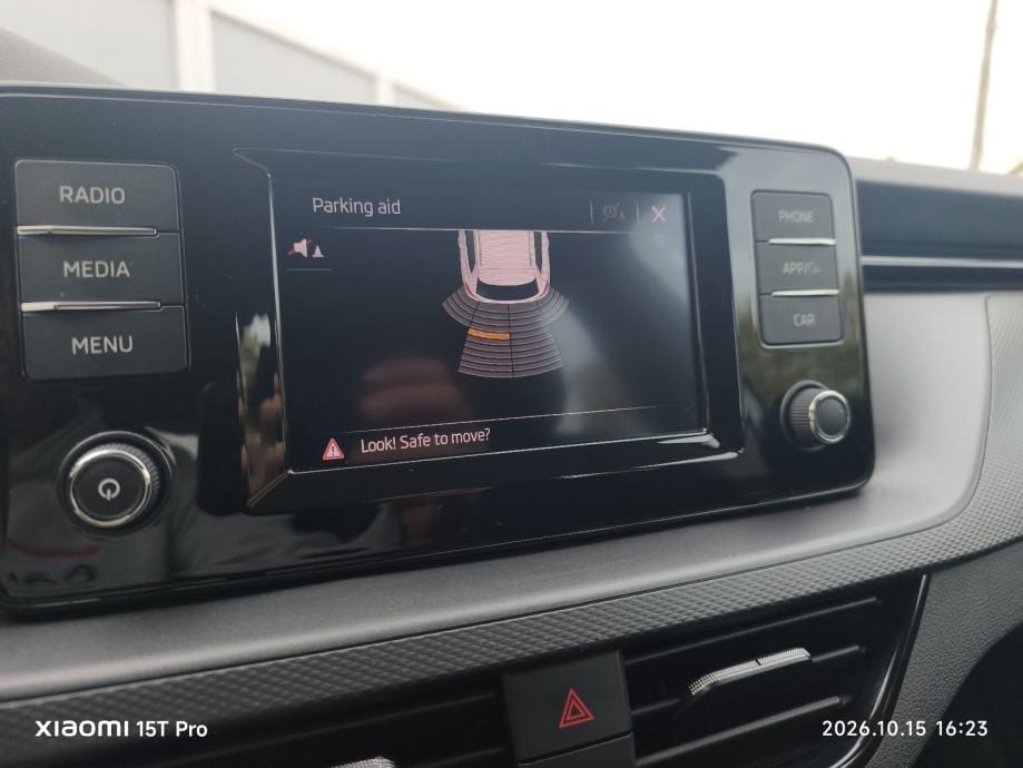Škoda Kamiq 1,0 TSI, 2021 god. - 12