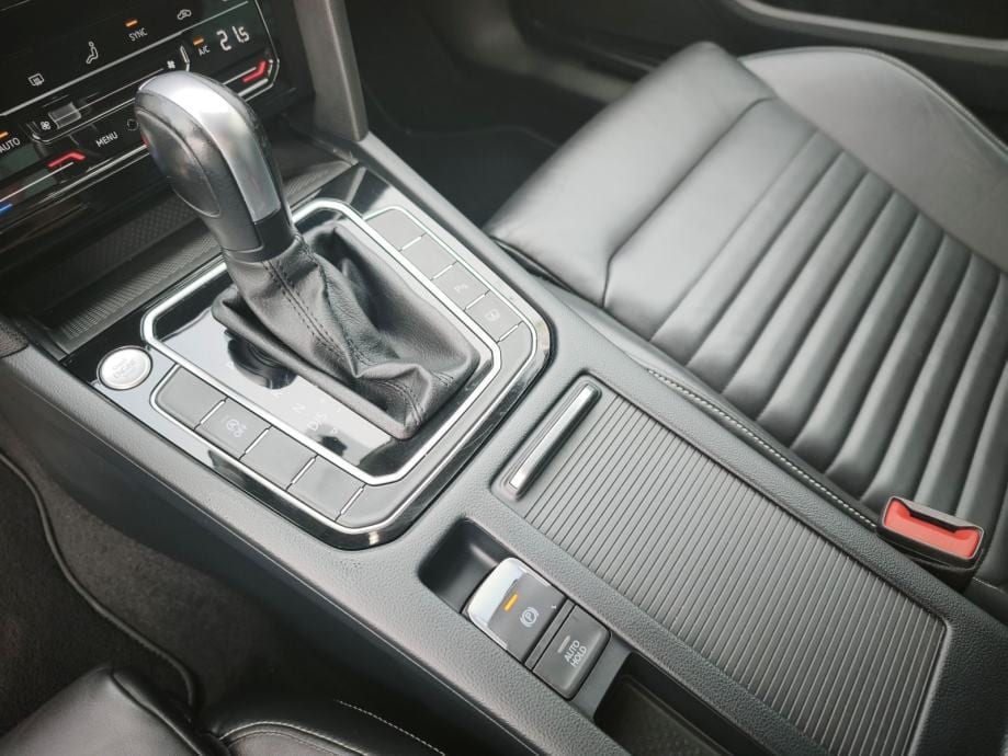 VW Passat 2,0 TDI 200ks**DSG**GARANCIJA**NIJE UVOZ**, 2022 god. - 23