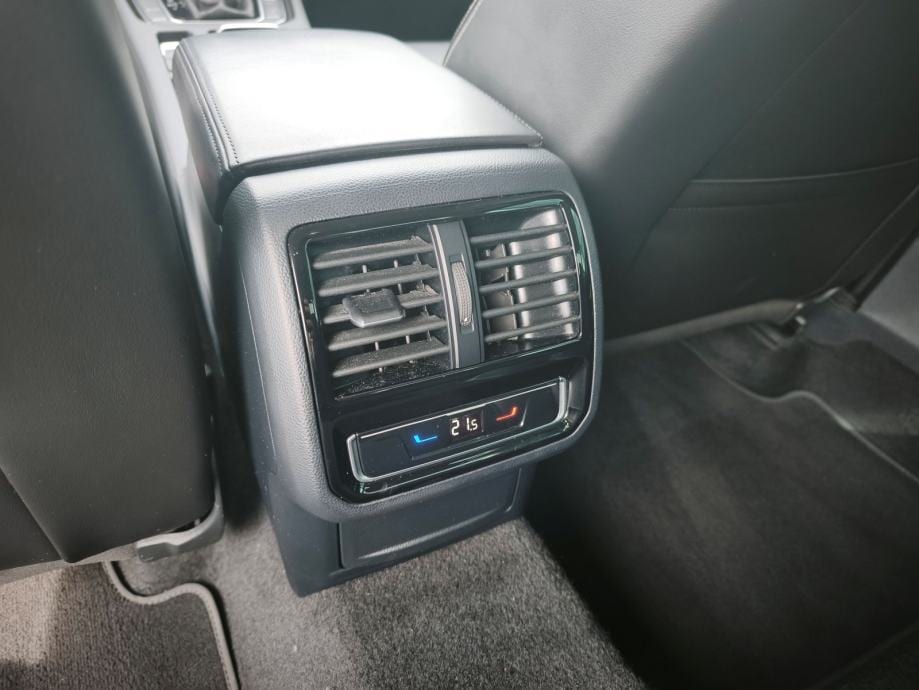 VW Passat 2,0 TDI 200ks**DSG**GARANCIJA**NIJE UVOZ**, 2022 god. - 26