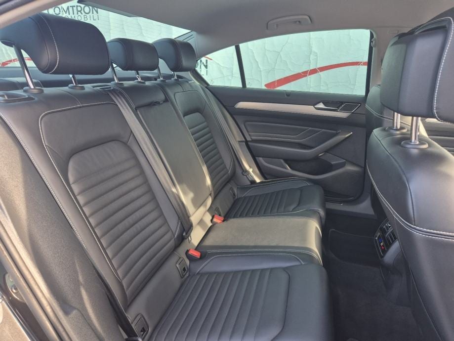 VW Passat 2,0 TDI 200ks**DSG**GARANCIJA**NIJE UVOZ**, 2022 god. - 14