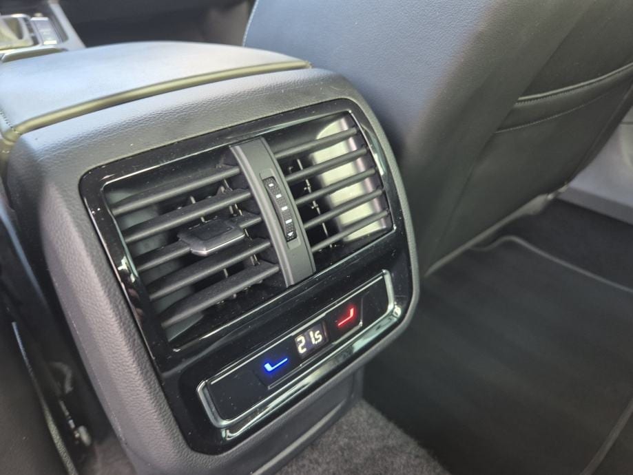 VW Passat 2,0 TDI 200ks**DSG**GARANCIJA**NIJE UVOZ**, 2022 god. - 19
