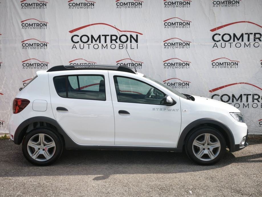Dacia Sandero 1,5 dci 95ks**GARANCIJA**NIJE UVOZ**KLIMA**, 2021 god. - 5