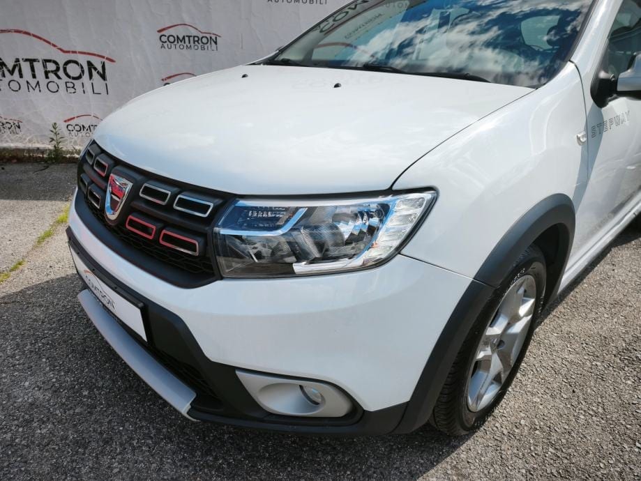 Dacia Sandero 1,5 dci 95ks**GARANCIJA**NIJE UVOZ**KLIMA**, 2021 god. - 9