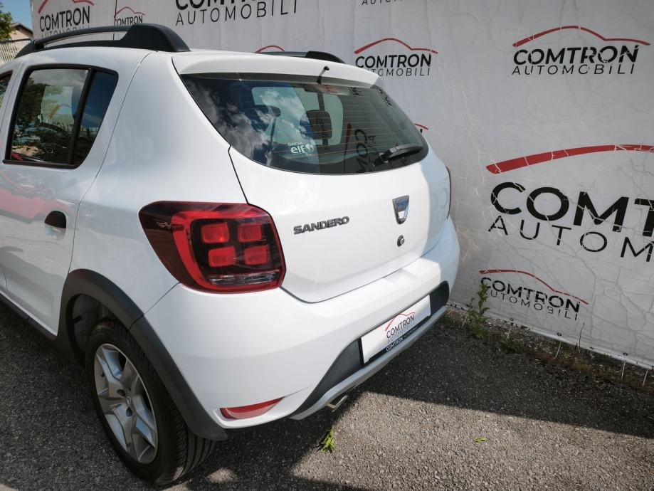 Dacia Sandero 1,5 dci 95ks**GARANCIJA**NIJE UVOZ**KLIMA**, 2021 god. - 10