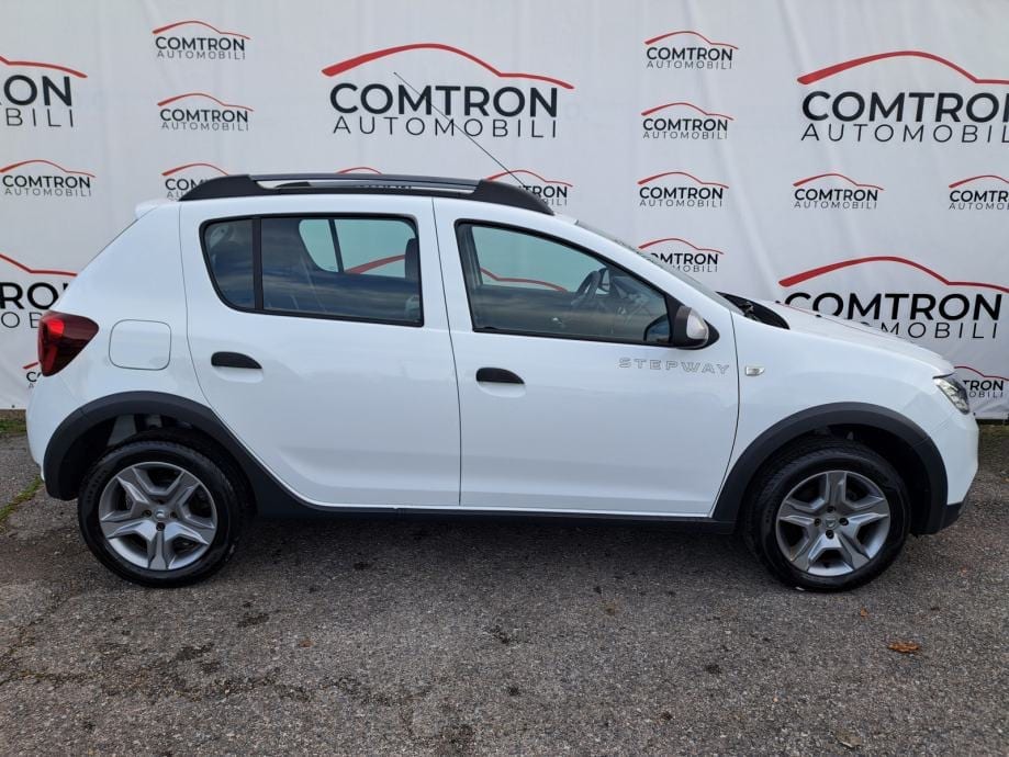 Dacia Sandero 1,5 dci 95ks**GARANCIJA**NIJE UVOZ**, 2021 god. - 5