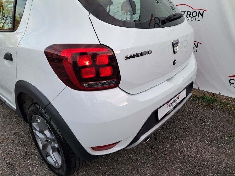 Dacia Sandero 1,5 dci 95ks**GARANCIJA**NIJE UVOZ**, 2021 god. - 10