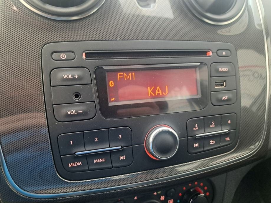 Dacia Sandero 1,5 dci 95ks**GARANCIJA**NIJE UVOZ**, 2021 god. - 20
