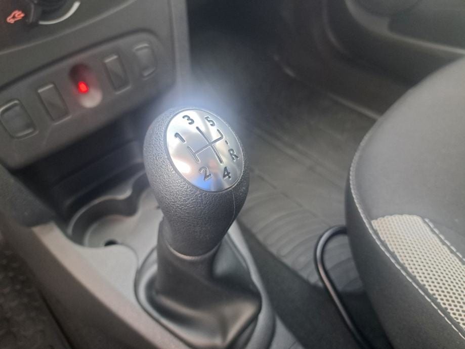 Dacia Sandero 1,5 dci 95ks**GARANCIJA**NIJE UVOZ**, 2021 god. - 22