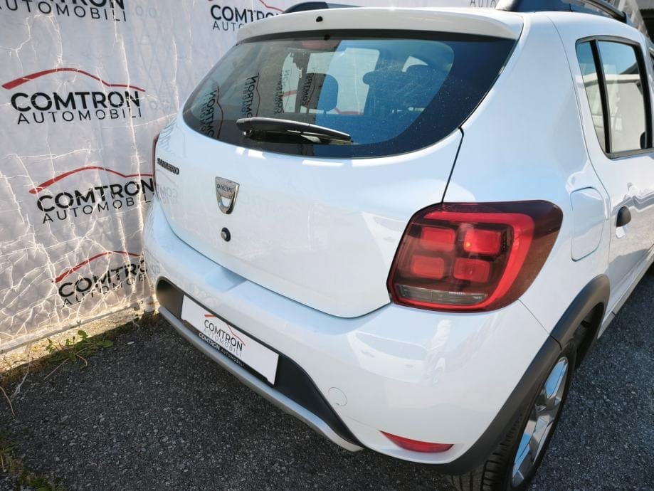 Dacia Sandero 1,5 dci 95ks**GARANCIJA**NIJE UVOZ**, 2021 god. - 9