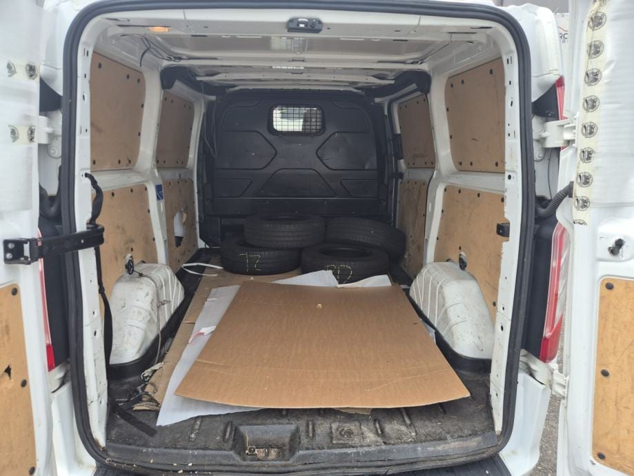 FORD TRANSIT CUSTOM 2,2 TDCi, 2015 god. - 15