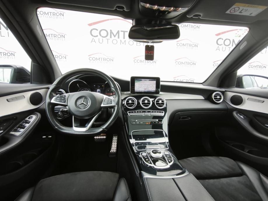 Mercedes-Benz GLC 220 d 4MATIC **AMG**PANORAMA**JAMSTVO**, 2018 god. - 11